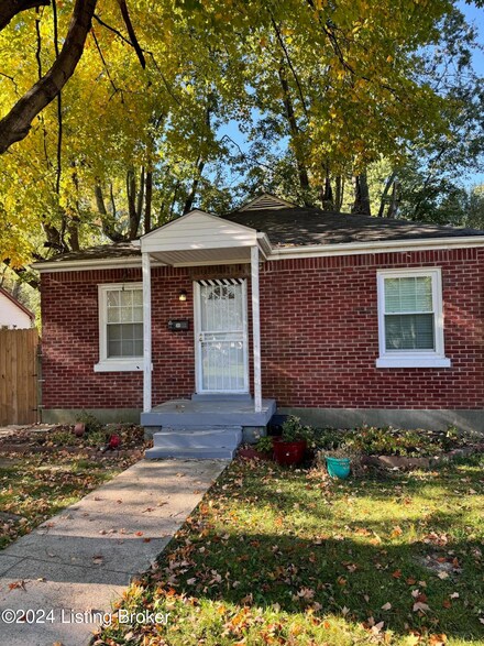 6126 Lone Oak Trail, Louisville, KY 40214