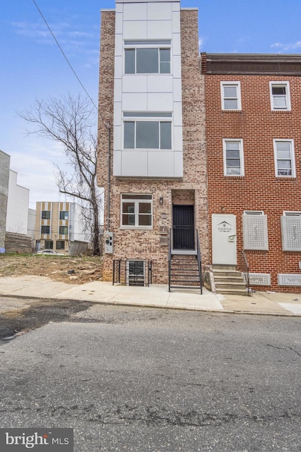 2139 N 9th St, Philadelphia, PA 19122