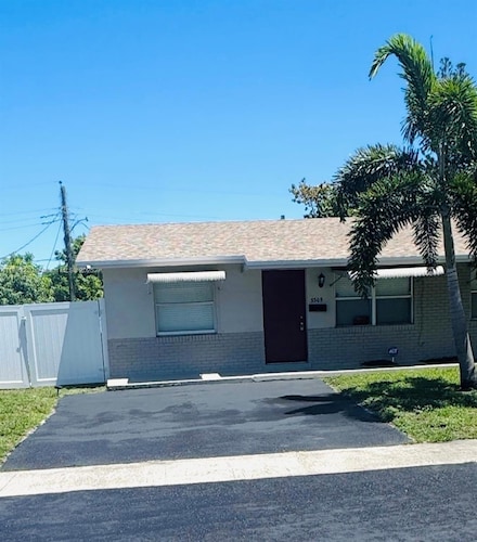 5305 NW 15th Ct Unit 1, Lauderhill, FL 33313