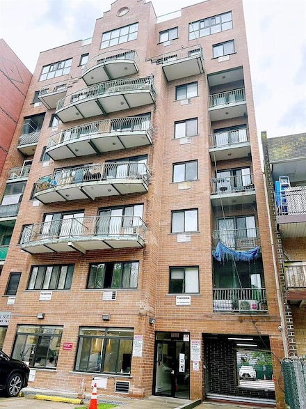 144-48 Roosevelt Ave Unit 3B, Flushing, NY 11354