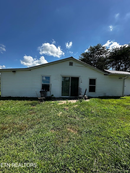188 County Road 313, Sweetwater, TN 37874