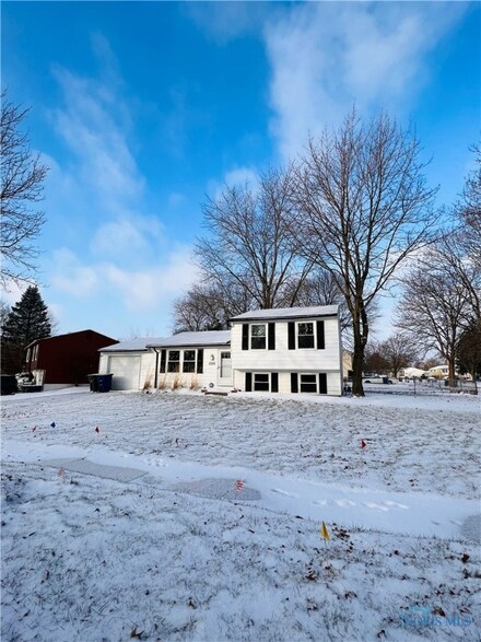 3726 Loch Lomond Ave, Toledo, OH 43607