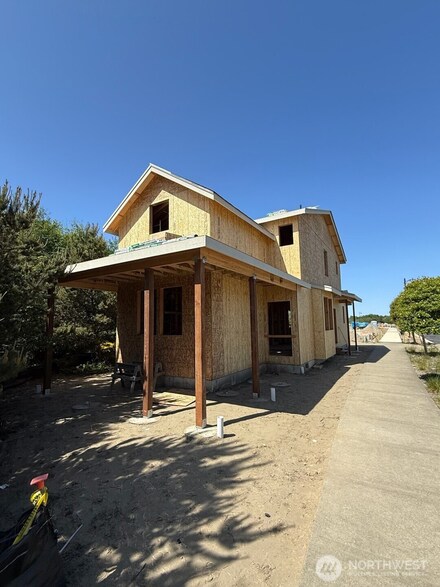 265 Oyhut Bay Blvd SW, Ocean Shores, WA 98569