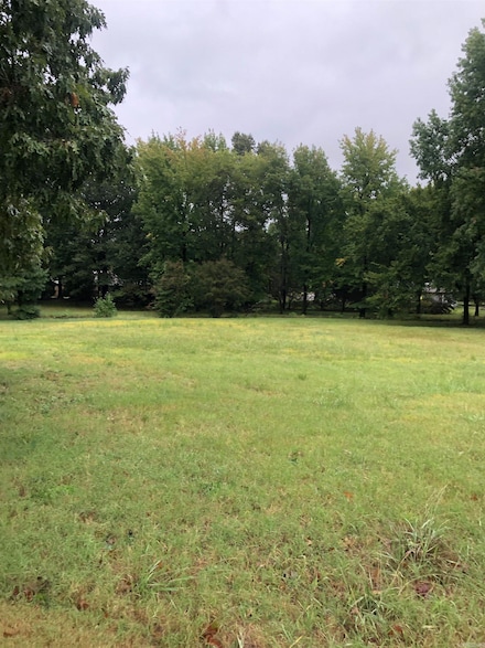 South S 10th St, Paragould, AR 72450