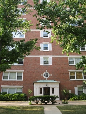 1101 Grove St Unit 6-C, Evanston, IL 60201