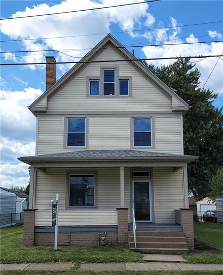 318 Mercer Ave, New Brighton, PA 15066