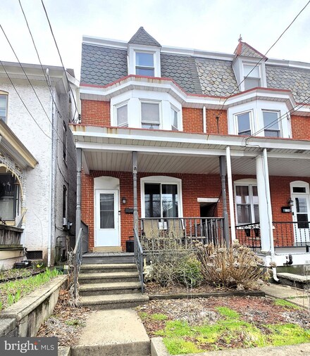 126 Main St, East Greenville, PA 18041