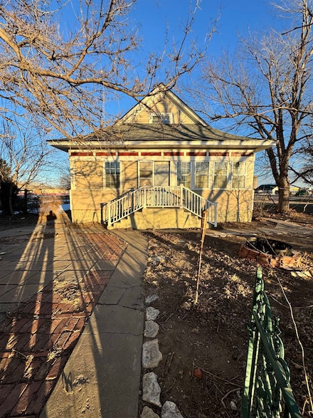 412 S Elm St, Offerle, KS 67563