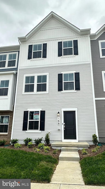 169 Swan Field Ave, Ranson, WV