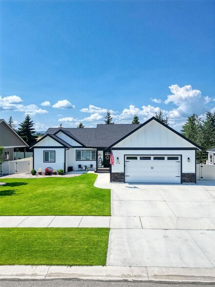176 Owl Loop, Kalispell, MT 59901
