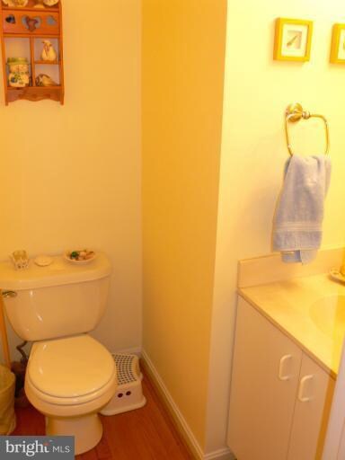 7 Daylily Ln, Washington Grove, MD 20880