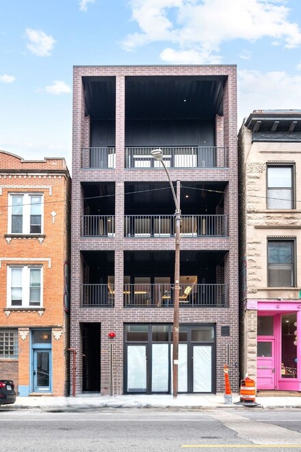2248 W North Ave Unit 3, Chicago, IL 60647