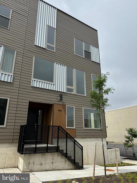 3000 Riseview Ln, Philadelphia, PA 19125