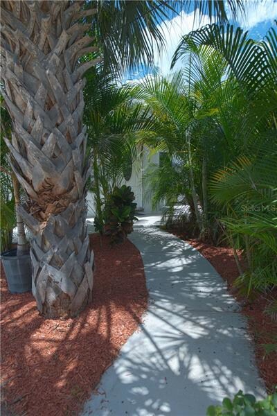4320 67th St N, Saint Petersburg, FL 33709