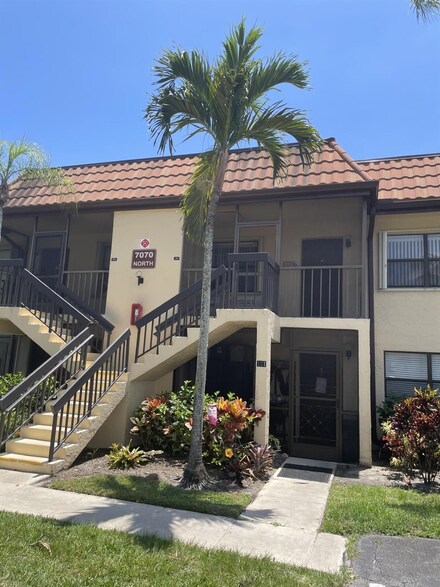7070 Golf Colony Ct Unit 2010, Lake Worth, FL 33467