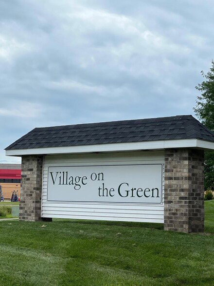 1100 Par Ln, Willmar, MN 56201