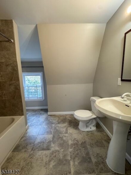 1312 Essex Ave, Linden, NJ 07036
