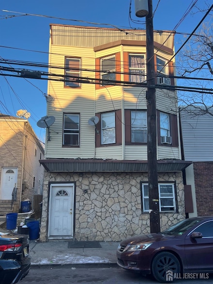 212 Hall Ave, Perth Amboy, NJ 08861