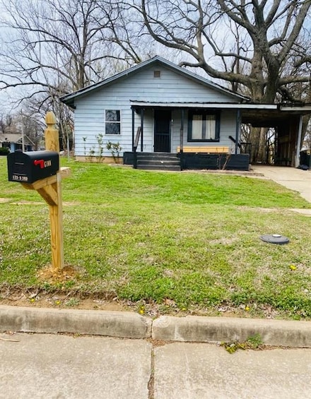 125 S 3rd St, Okemah, OK 74859