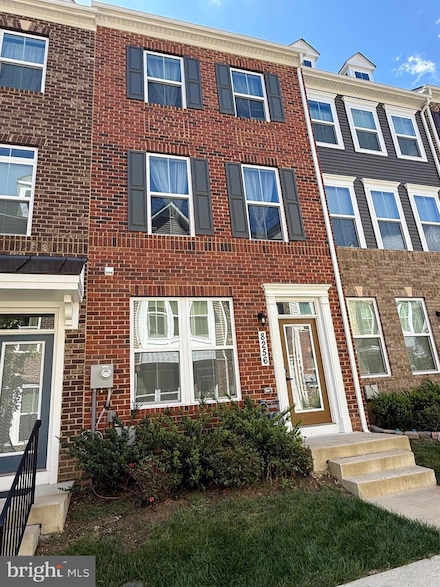 8256 Goldstone Ct, Hyattsville, MD 20785