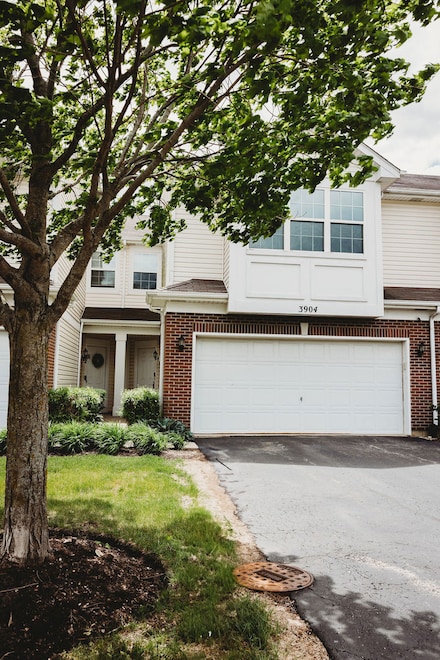 3904 Preston Dr, Yorkville, IL 60560