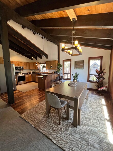 12845 Hansel Ave, Truckee, CA 96161