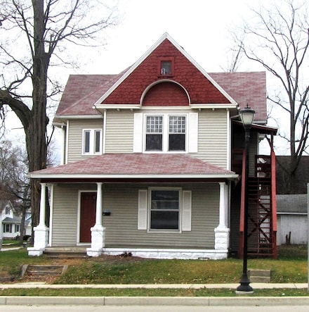 803 N Main St, Mishawaka, IN 46545