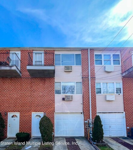 48 Francine Ct Unit B, Staten  Island, NY 10306