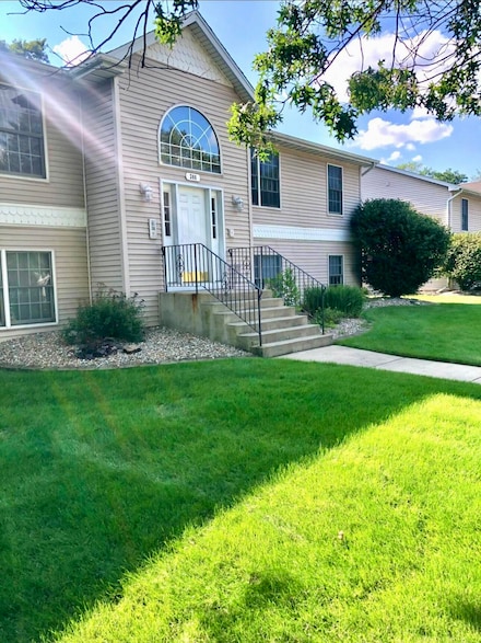 308 S Broad St Unit 12, Griffith, IN 46319