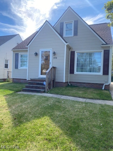 372 E 200th St, Cleveland, OH 44119