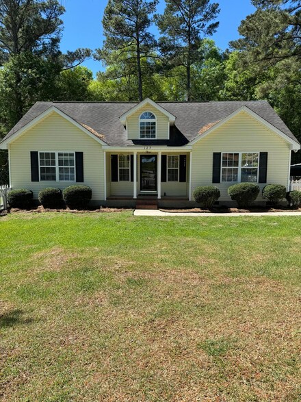 125 Thompson Ave, North Augusta, SC 29841