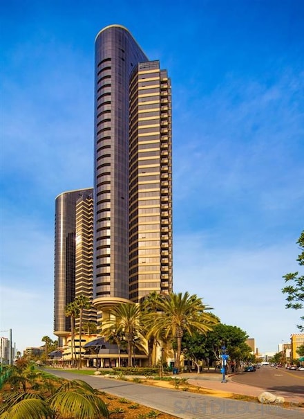 200 Harbor Dr Unit 802, San Diego, CA 92101