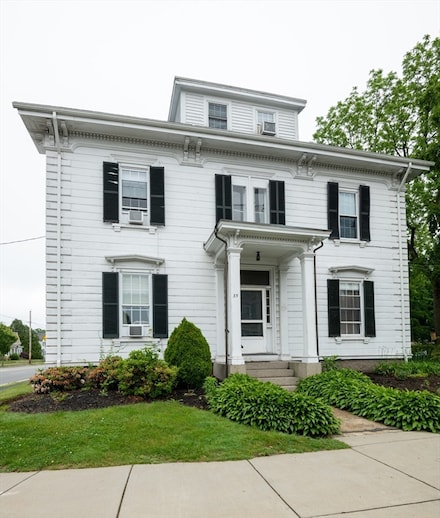 35 Locust St Unit 3, Danvers, MA 01923