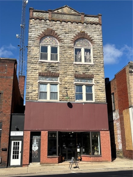 39 N Fraley St, Kane, PA 16735