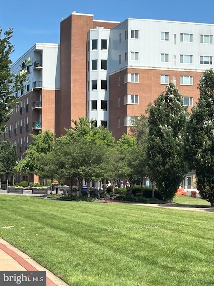 530 Harlan Blvd Unit 404, Wilmington, DE 19801
