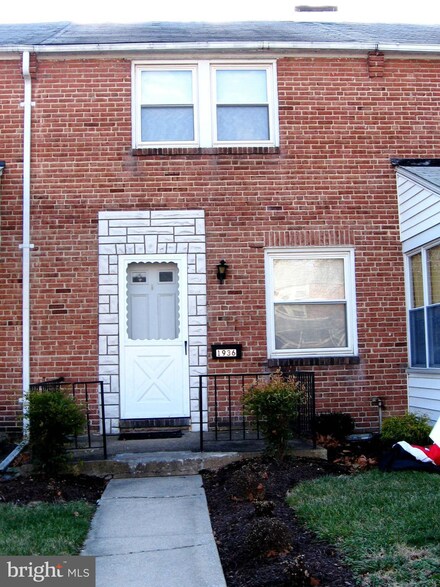 1936 Deering Ave, Baltimore, MD 21230