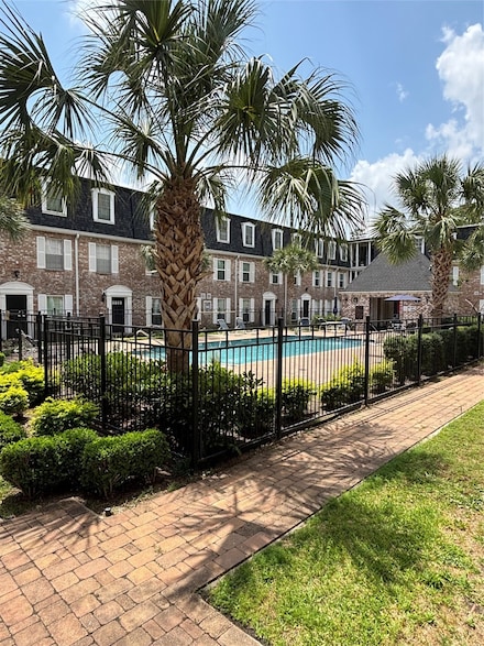 357 N Post Oak Ln Unit 206, Houston, TX 77024