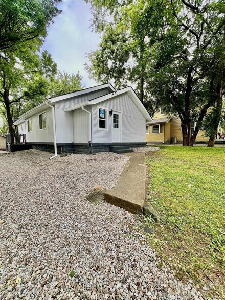 307 National Ave, Indianapolis, IN 46227