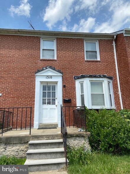 1310 Cedarcroft Rd, Baltimore, MD 21239