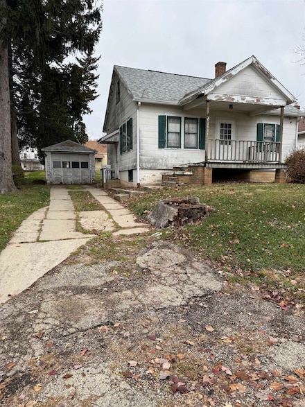 1514 S Rawleigh Ave, Freeport, IL 61032