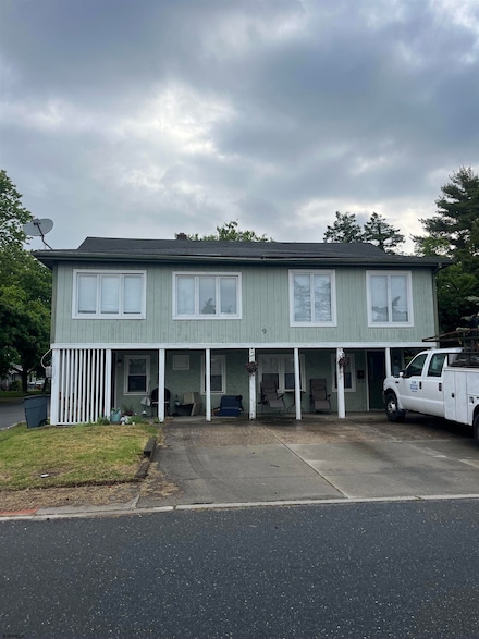 9 W Connecticut Ave, Somers Point, NJ 08244