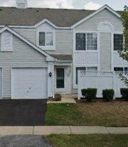 337 Gregory St, Aurora, IL 60504