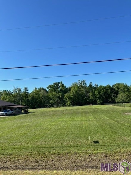 8958 Singleton Rd, Port Allen, LA 70767