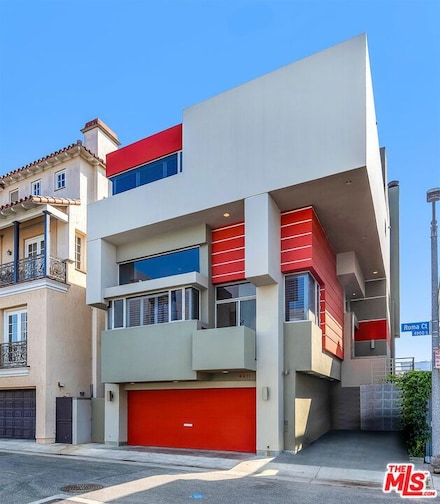 4911 Roma Ct, Marina Del Rey, CA 90292