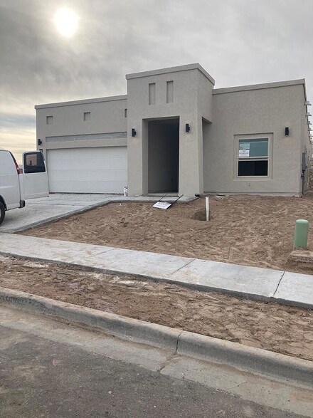 13118 Salterton Ave, El Paso, TX 79928