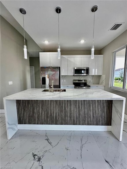 2507 30th St SW, Lehigh Acres, FL 33976