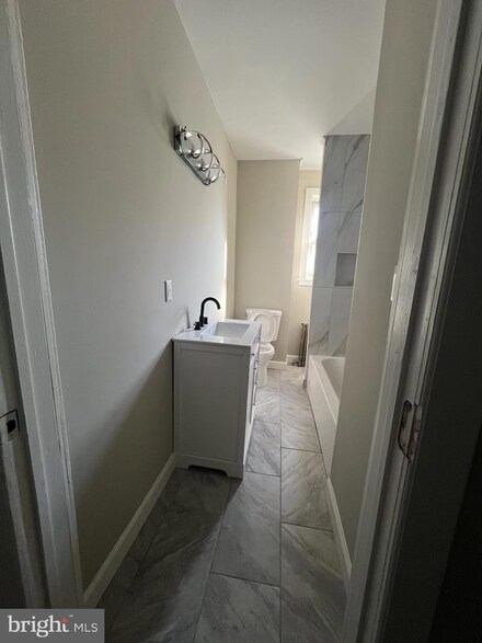 147 Barnt Ave, Trenton, NJ 08611