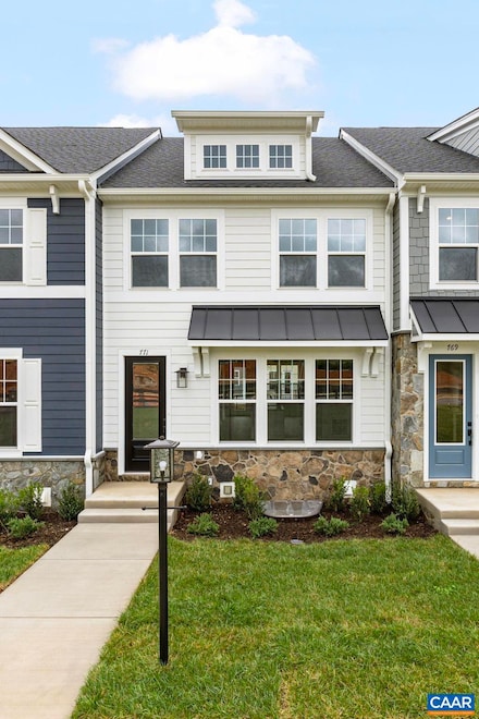 34 Lindley Ln, Charlottesville, VA 22901