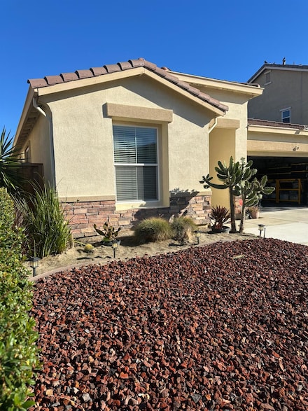 1082 Santa Lucia Dr, Pittsburg, CA 94565