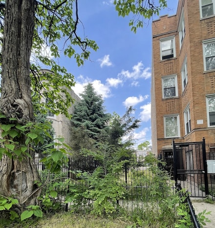 4306 W Adams St, Chicago, IL 60624
